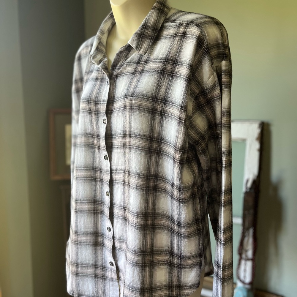 ABOUND FLANNEL SIZE LARGE LIGHTWEIGHT
